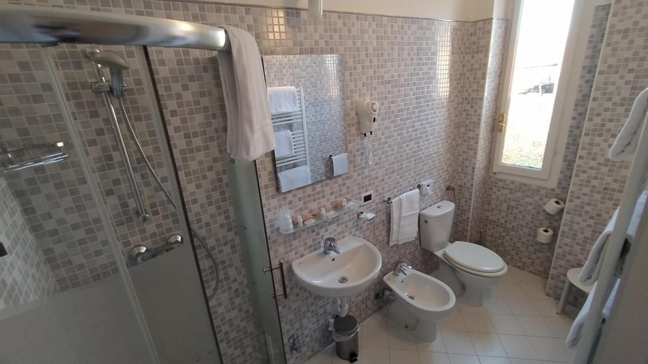 Albergo Moderno Lucca Eksteriør billede