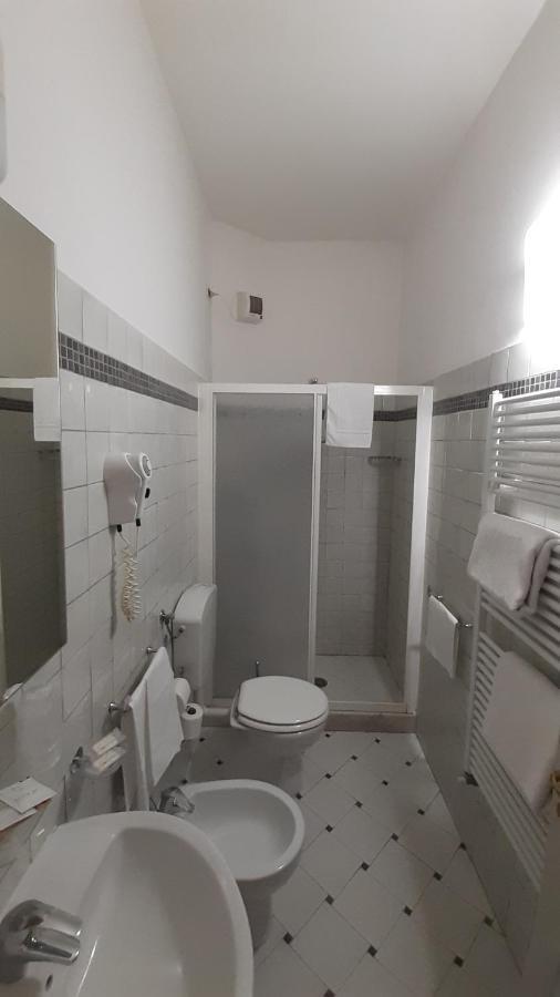 Albergo Moderno Lucca Eksteriør billede