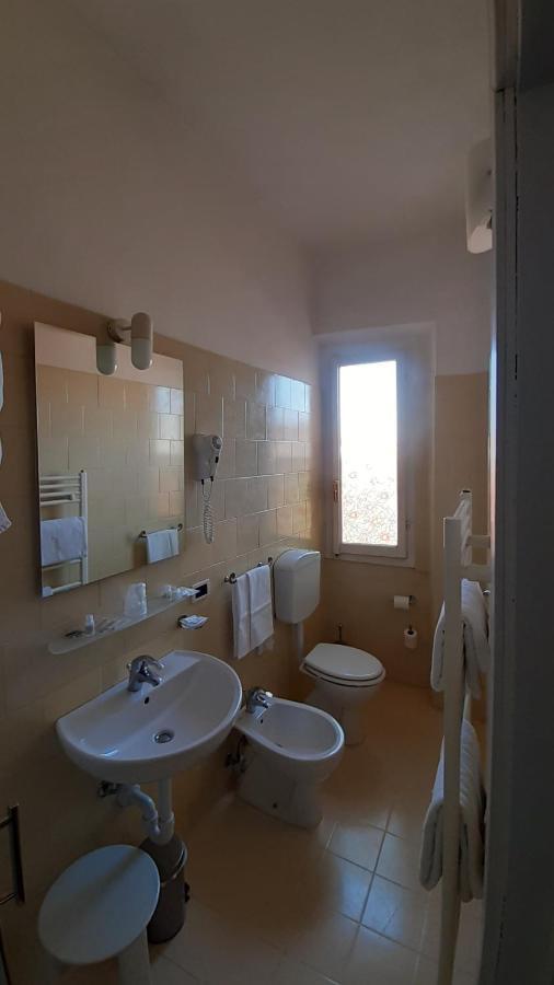 Albergo Moderno Lucca Eksteriør billede