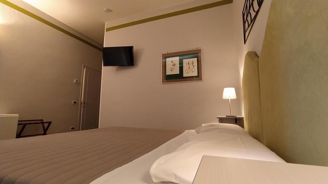 Albergo Moderno Lucca Eksteriør billede