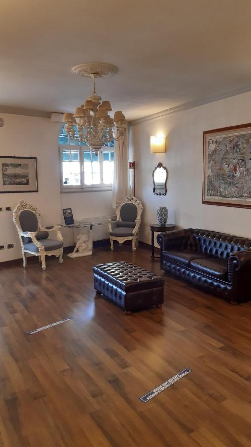 Albergo Moderno Lucca Eksteriør billede